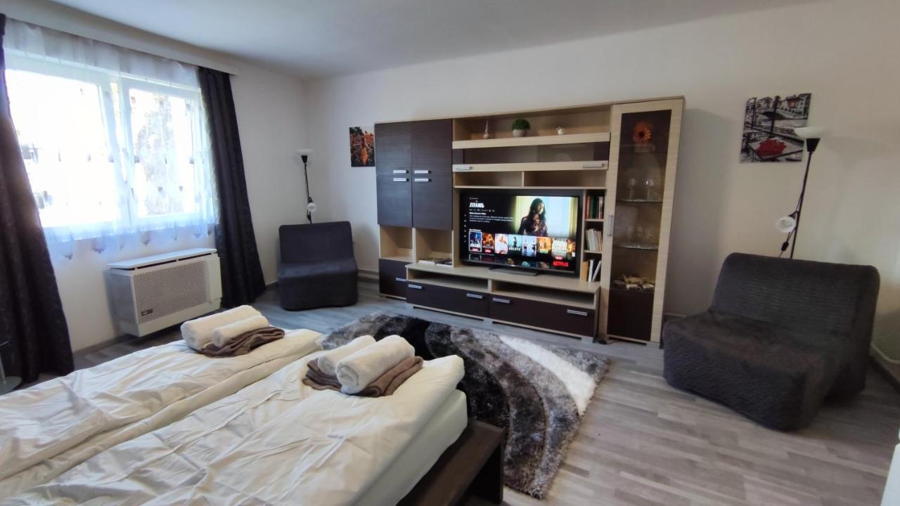 Freedom-Fehervar Apartman Székesfehérvár Exteriér fotografie